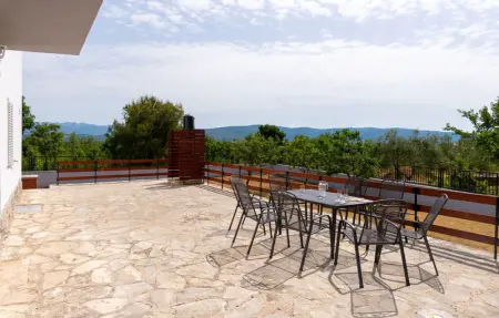 Location Maison 12 personnes à Pridraga - Photo 19