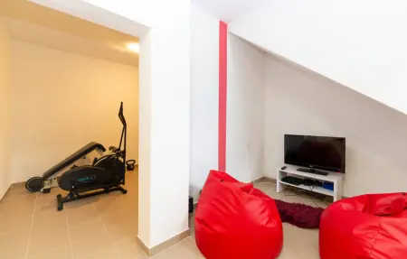 Location Maison 12 personnes à Pridraga - Photo 44