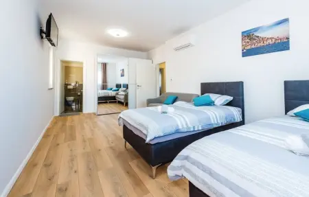 Location Maison 10 personnes à Sibenik - Photo 23