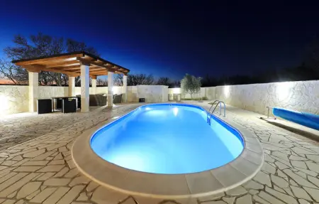 Location Maison 7 personnes à Pridraga - Photo 11