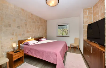 Location Maison 7 personnes à Pridraga - Photo 32