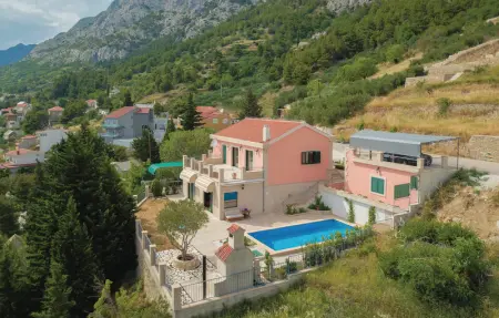 Location Maison 6 personnes à Mimice - Photo 1