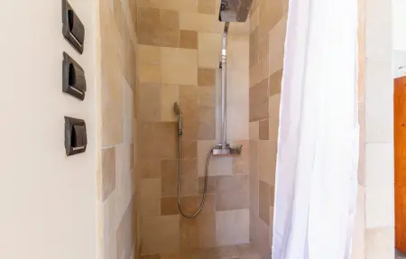 Location Maison 6 personnes à Mimice - Photo 19