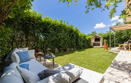 Location Maison 14 personnes à Zrnovnica - Photo 2