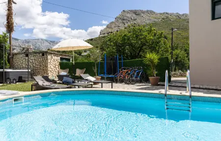 Location Maison 14 personnes à Zrnovnica - Photo 10