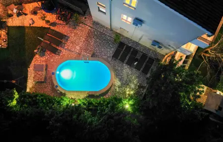 Location Maison 14 personnes à Zrnovnica - Photo 24