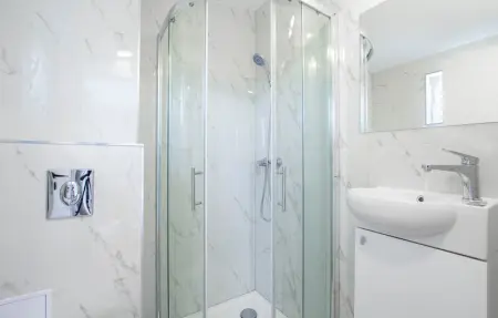 Location Maison 14 personnes à Zrnovnica - Photo 49