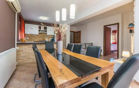 Location Maison 8 personnes à Bibinje - Photo 4