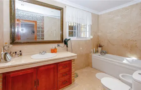 Location Maison 10 personnes à Alhaurín de la Torre - Photo 49