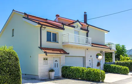 Location Maison 10 personnes à Donji Prolozac - Photo 11