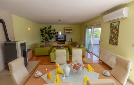 Location Maison 10 personnes à Donji Prolozac - Photo 17