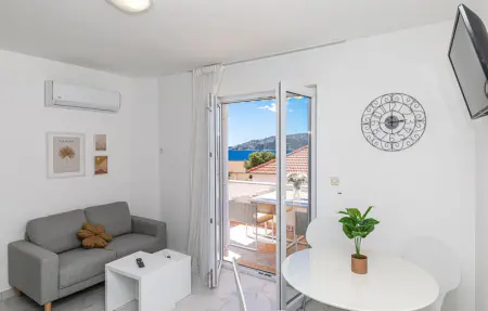 Location Maison 16 personnes à Okrug Donji - Photo 4