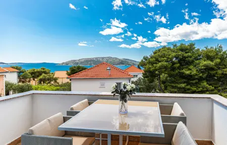 Location Maison 16 personnes à Okrug Donji - Photo 7