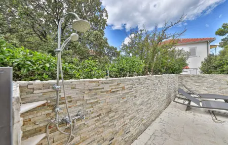 Location Maison 16 personnes à Okrug Donji - Photo 22