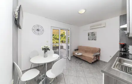 Location Maison 16 personnes à Okrug Donji - Photo 27