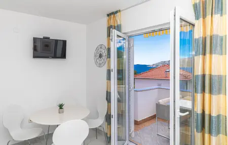 Location Maison 16 personnes à Okrug Donji - Photo 29