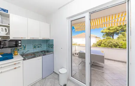 Location Maison 16 personnes à Okrug Donji - Photo 32