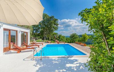 Maison 8 personnes à Podpican CIL291