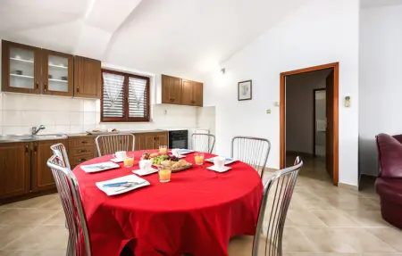 Location Maison 9 personnes à Liznjan - Photo 6