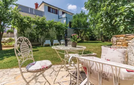 Location Maison 9 personnes à Liznjan - Photo 10