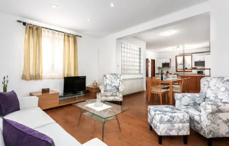 Location Maison 9 personnes à Liznjan - Photo 15