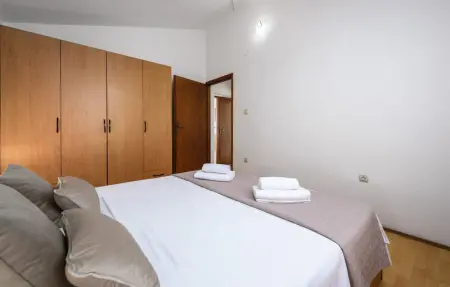 Location Maison 9 personnes à Liznjan - Photo 26