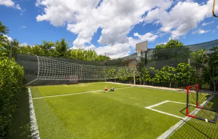 Location Maison 12 personnes à Donji Prolozac - Photo 2