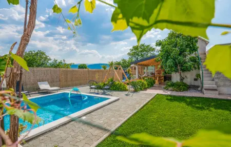 Location Maison 12 personnes à Donji Prolozac - Photo 9