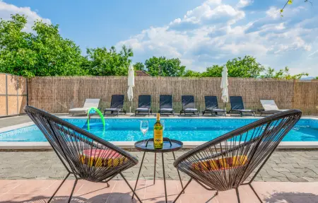 Location Maison 12 personnes à Donji Prolozac - Photo 10