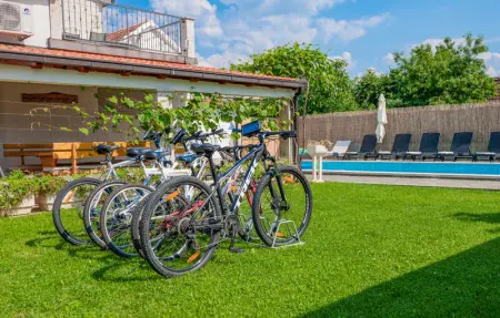 Location Maison 12 personnes à Donji Prolozac - Photo 16