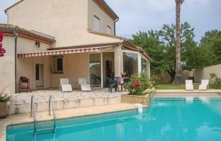 Location Maison 8 personnes à Milhaud - Photo 9