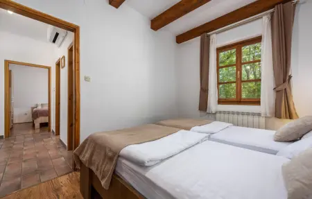 Location Maison 6 personnes à Pazin - Photo 19