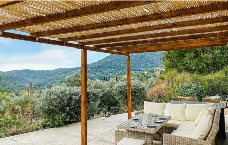 Location Maison 6 personnes à Bargemon - Photo 1