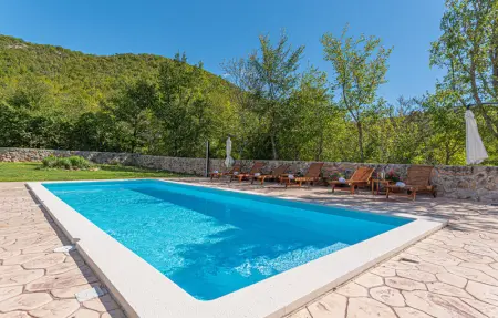 Location Maison 8 personnes à Knin - Photo 4