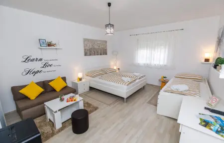 Location Maison 8 personnes à Knin - Photo 23