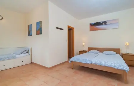 Location Maison 8 personnes à Praznica - Photo 29