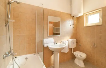 Location Maison 8 personnes à Praznica - Photo 35