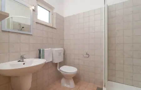 Location Maison 8 personnes à Praznica - Photo 37