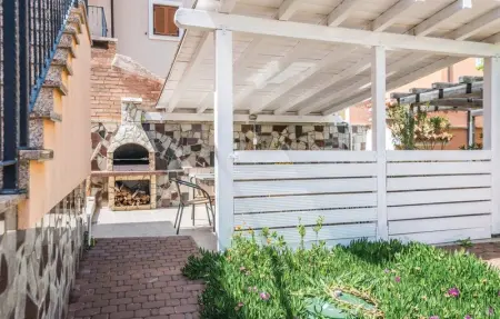 Location Maison 13 personnes à Liznjan - Photo 13