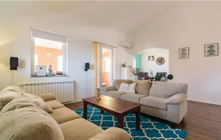 Location Maison 13 personnes à Liznjan - Photo 20