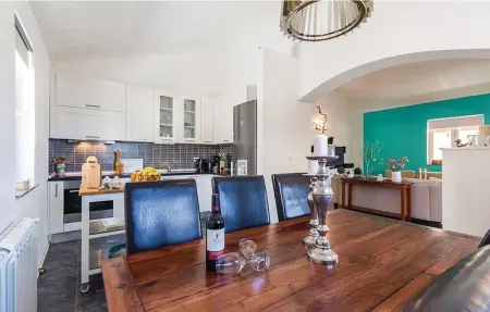 Location Maison 13 personnes à Liznjan - Photo 24