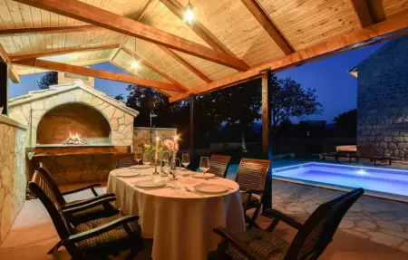 Location Maison 8 personnes à Hrvace - Photo 3