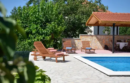 Location Maison 8 personnes à Hrvace - Photo 10