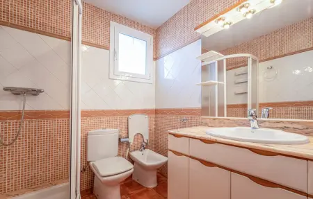 Location Maison 10 personnes à Sant Cebrià de Vallalt - Photo 29