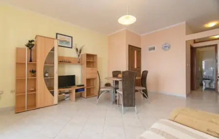 Location Maison 10 personnes à Blato - Photo 23