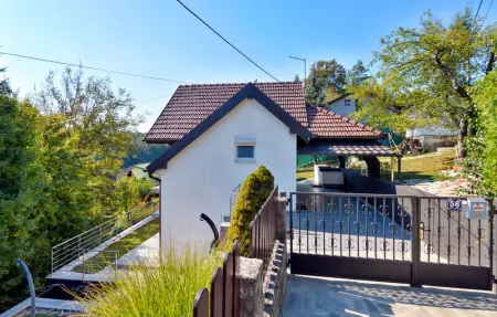 Location Maison 8 personnes à Donji Zvecaj - Photo 10