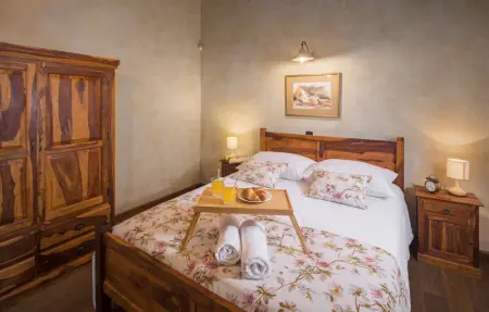 Location Maison 14 personnes à Tinjan - Photo 7