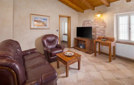 Location Maison 14 personnes à Tinjan - Photo 31