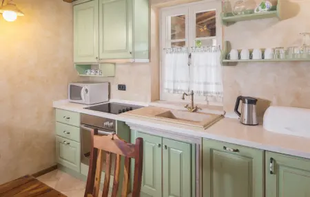 Location Maison 14 personnes à Tinjan - Photo 41