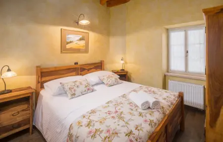 Location Maison 14 personnes à Tinjan - Photo 53